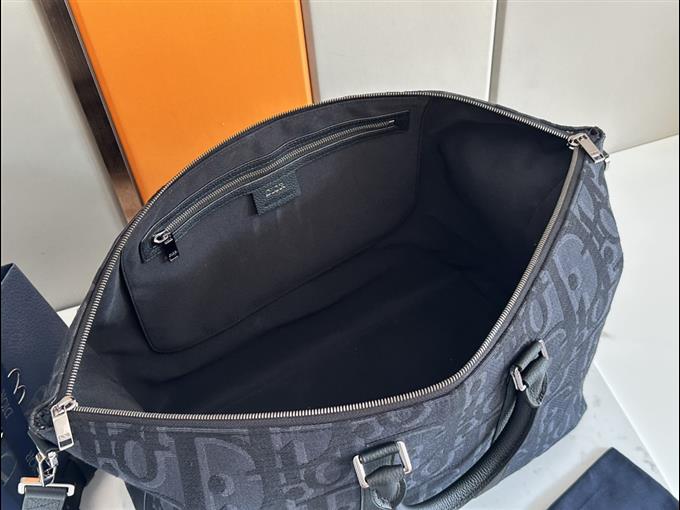 2025228Y 650P203146574